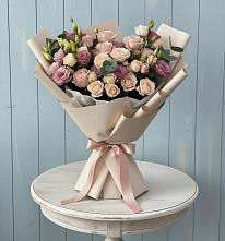 Букет цветов из:  Розы и Лизиантусы в Пестяках