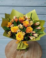 Букет цветов из:  Альстромерии и Розы #REPLACE_PRED# Пестяках