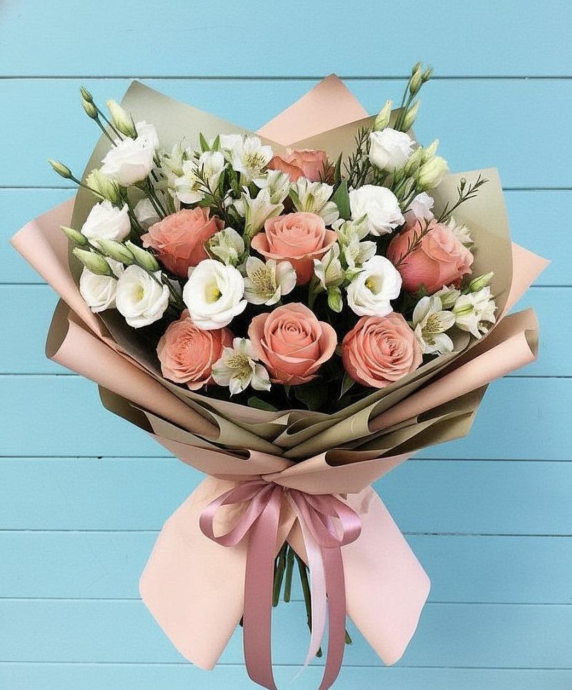 Букет цветов из: Розы, Альстромерии и Лизиантусы в Пестяках