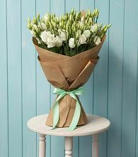 Букет цветов из:  Лизиантусы в Пестяках