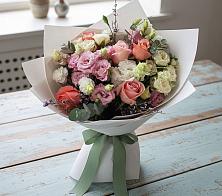 Букет цветов из:  Розы, Лизиантусы и Гвоздики в Пестяках