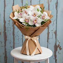 Букет цветов из:  Орхидеи и Розы в Пестяках