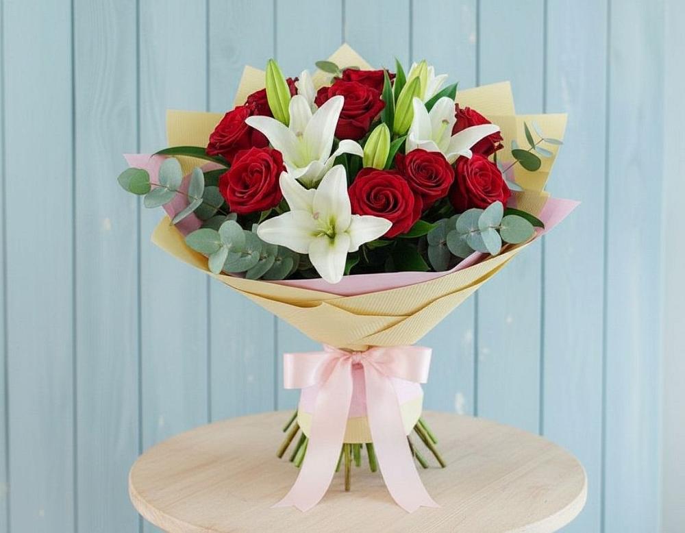Букет цветов из: Лилии и Розы в Пестяках